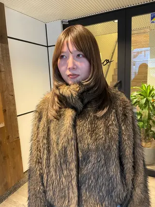 ロング カラー 渋谷 留菜のヘアスタイル