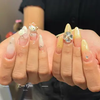 ネイル Luna Gladeのネイルデザイン