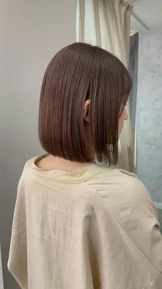 ミディアム カラー 箕輪 愛瑚のヘアスタイル