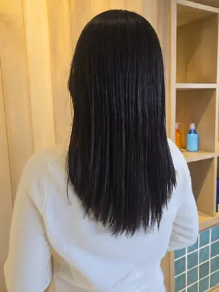ロング 宮田 佳実のヘアスタイル