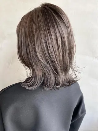 ミディアム 透明感カラー/ moyu🌷のヘアスタイル