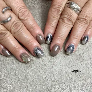 ネイル Legit nail salonのネイルデザイン