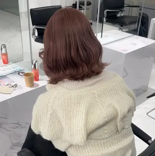 ショート カラー yuzuna ハイトーン 天神のヘアスタイル