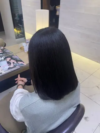 セミロング カラー 【RYOKA】艶カラ ー/似合わせカットのヘアスタイル