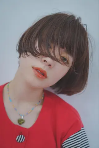 ショート カラー Spiel KOMOのヘアスタイル
