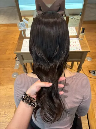 ロング sara :のヘアスタイル