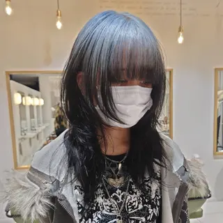 セミロング ハッシュカット/ ハイトーン/たくみのヘアスタイル