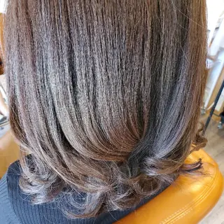 セミロング カラー spa hair ark 富井直美のヘアスタイル
