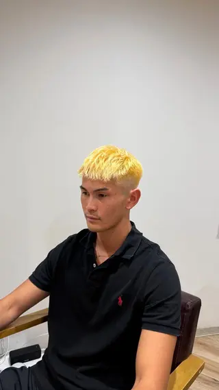 ショート カラー メンズ 小礒 幸輝のヘアスタイル