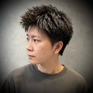 ショート パーマ メンズ スパイキーショート 心斎橋【戸兵吏駒】のヘアスタイル