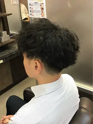 ショート パーマ メンズ メンズパーマ特化 カバヤマ　リョウのヘアスタイル