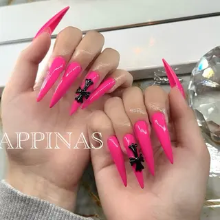 ネイル HAPPINAS🍒 くるみのネイルデザイン