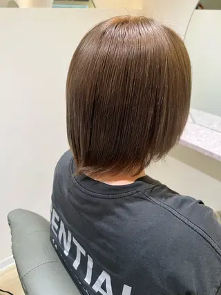 ショート カラー 家坂 佑のヘアスタイル