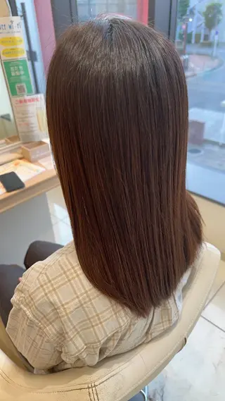 セミロング パーマ 鈴木 華枝のヘアスタイル