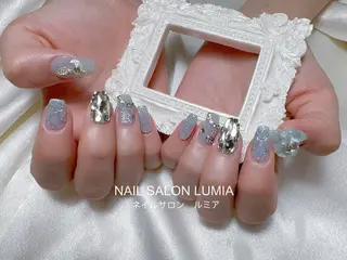 ネイル ネイルサロン ルミア Lumia 店長施術のネイルデザイン