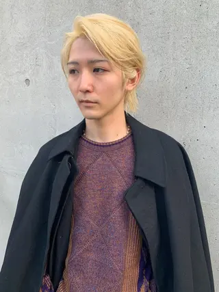 ショート カラー メンズ ウルフ、レイヤー 、メンズカットSHOのヘアスタイル