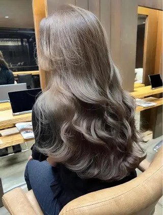 ロング カラー パーマ 廣瀬双葉 ボブ/ミディアムのヘアスタイル