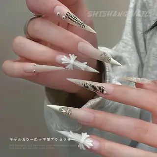 ネイル Eveネイル チップスカルプ専門店のネイルデザイン
