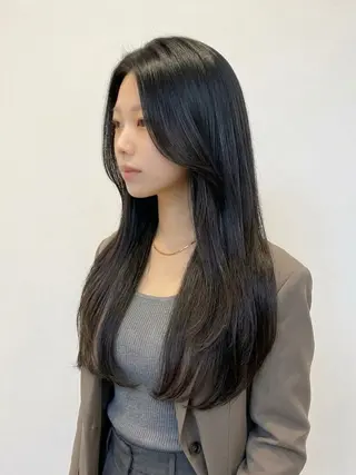 セミロング claire ema 💎酒井裕太郎のヘアスタイル