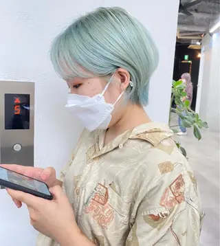 ショート カラー ヘアアレンジ ブリーチダブルカラー 元町三宮/三ノ宮のヘアスタイル