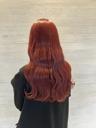 ロング カラー サキ🤍ハイトーン 🪩レイヤーカットのヘアスタイル