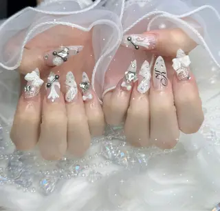 ネイル Mina Aurea Nailのネイルデザイン