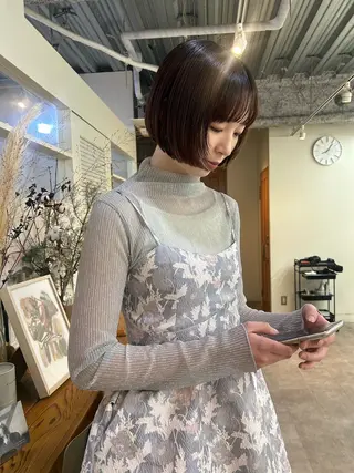 ショート yumeka🩶ボブ 暖色/透け感カラーのヘアスタイル