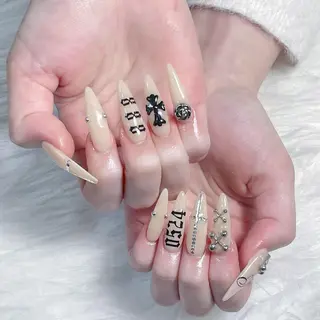 ネイル Hin Hana Nailのネイルデザイン
