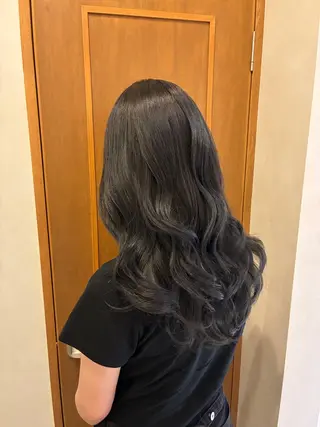ロング 透明感カラー/大城 かえでのヘアスタイル