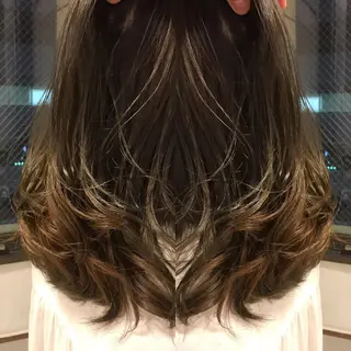 ミディアム カラー 【体験】韓国 メイク&ヘア天神のヘアスタイル