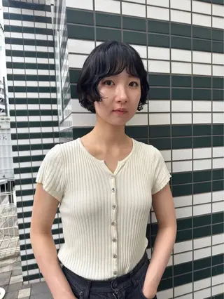ショート パーマ kai🐇透明感 カラー/レイヤーのヘアスタイル