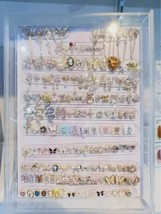 ネイル Nail Hibi サロンのネイルデザイン