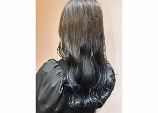 カラー 梶 瑞希のヘアスタイル