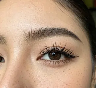 マツエク・マツパ Akina&Eye lash🌼LED店のマツエク・マツパデザイン