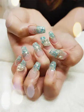ネイル RUNWAY のネイルデザイン