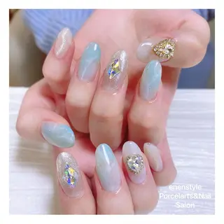 ミディアム ネイル 🐾enen style 🐾のネイルデザイン
