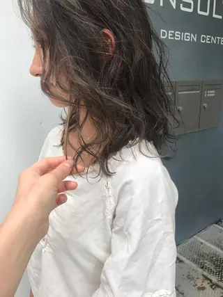 ミディアム カラー ヘアアレンジ 村田 さやかの眉毛・アイブロウイメージ