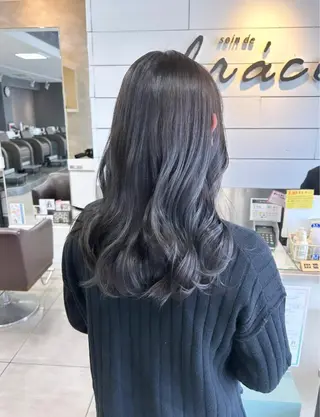 ミディアム レイヤー/艶髪カラー 森本くるみのヘアスタイル