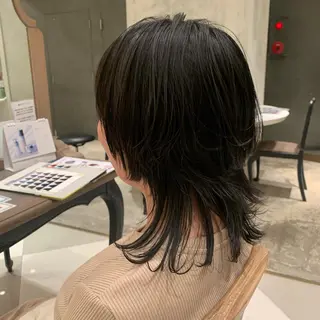 セミロング Takahashi Yuriのヘアスタイル