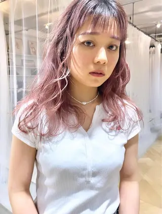 ロング サトウ ナナのヘアスタイル