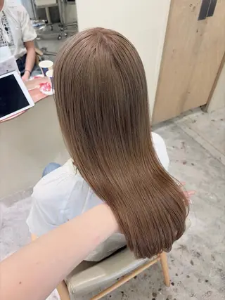 セミロング ✨艶々ベージュカラー 🫧/ Ririkaのヘアスタイル