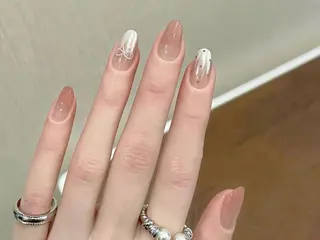 ネイル Queenie 🦋のネイルデザイン