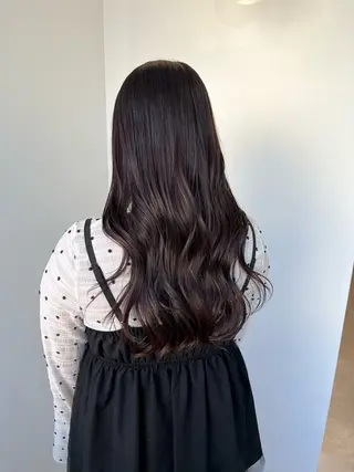 ロング カラー 葉田 綾乃のヘアスタイル