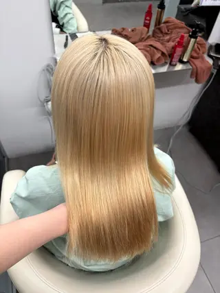 セミロング カラー 透明感カラー×顔周り mizuki🫧のヘアスタイル