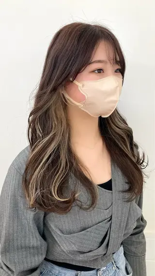ミディアム カラー パーマ ヘアアレンジ メンズ キッズ ネイル マツエク・マツパ アイブロウ 似合せレイヤー／ 柔らか透明感カラーのヘアスタイル