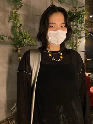 ミディアム 圧倒的デザイン力 店長🎨RENAのヘアスタイル