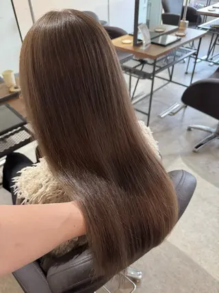 ロング 🩰透明感カラー /韓国風暗髪カラーのヘアスタイル