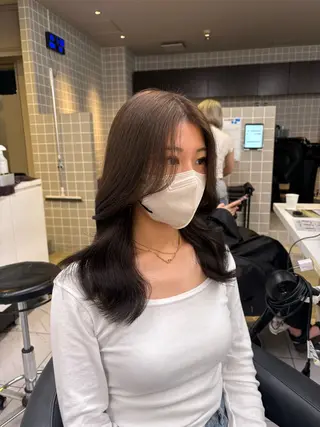 セミロング 🩵寒色/ベージュ レイヤーカット🤎のヘアスタイル
