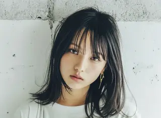 ミディアム 守屋 歩夢 レイヤーカットのヘアスタイル