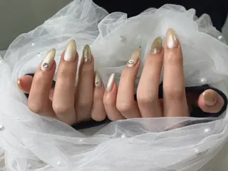 ネイル cachette 小野真優のネイルデザイン